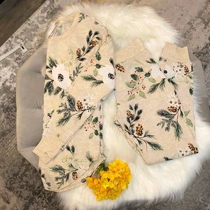 NEW! Pajama Set Winter Berries